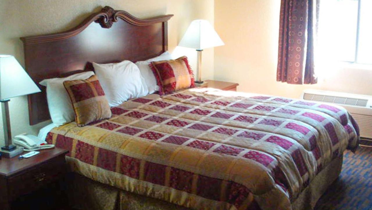 Western Motel Inn And Suites Hazelhurst Hazlehurst Εξωτερικό φωτογραφία